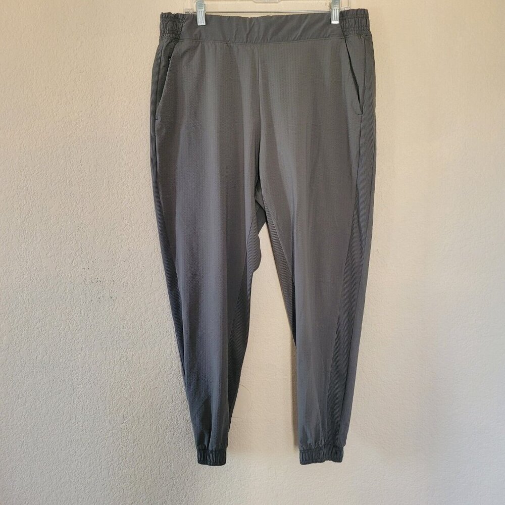 Athleta Green Joggers